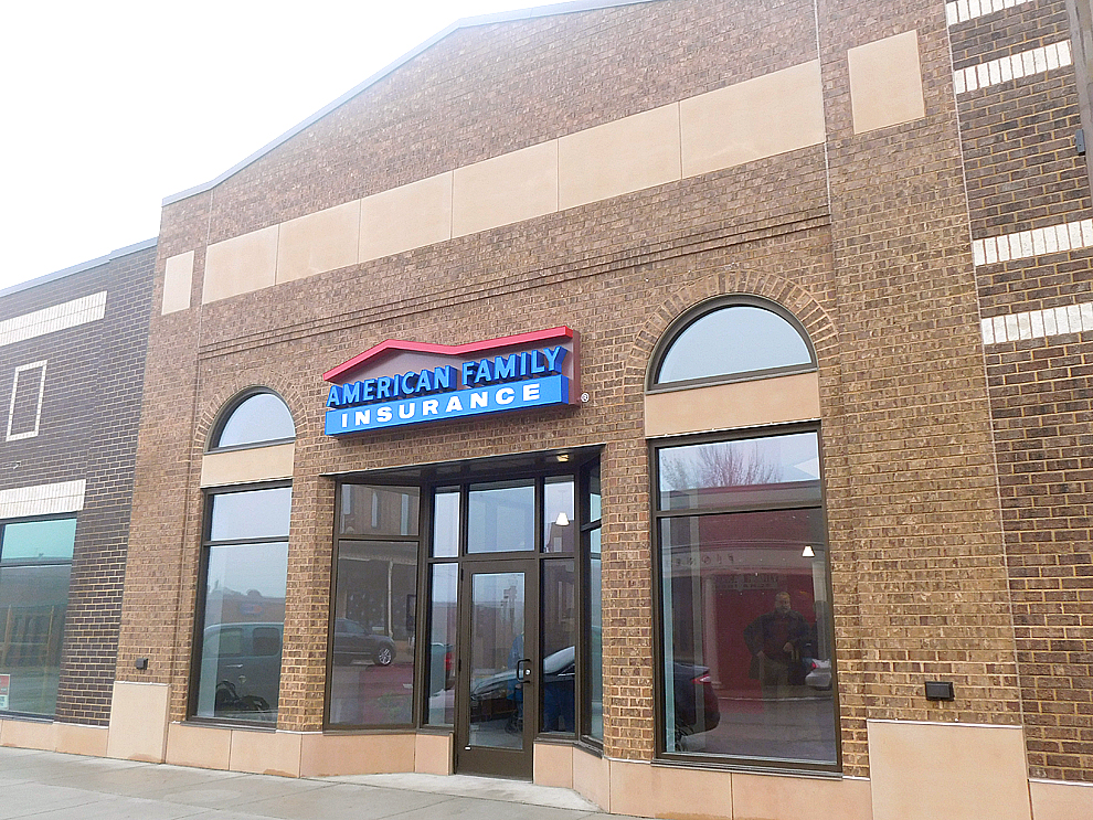 American Family Insurance rejoins Madelia’s Main Street News, Sports